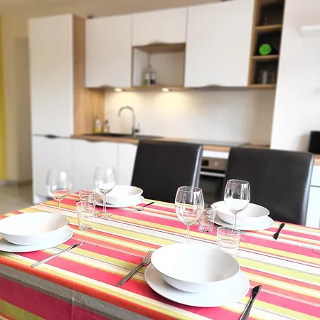 Escale  Entrée Autonome - Linge Fourni